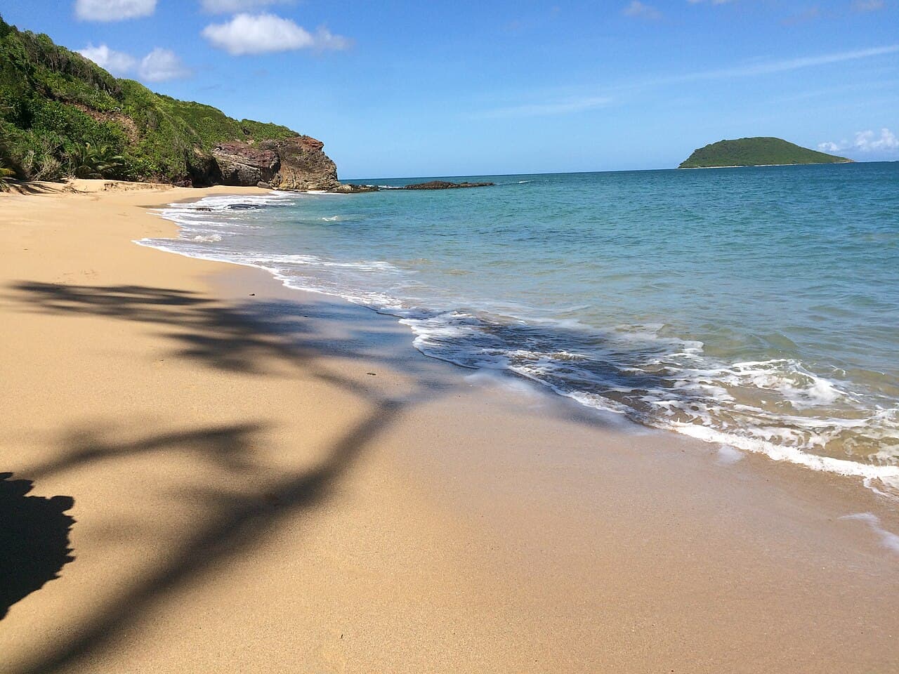 Plage sauvage de Sainte-Rose, Guadeloupe