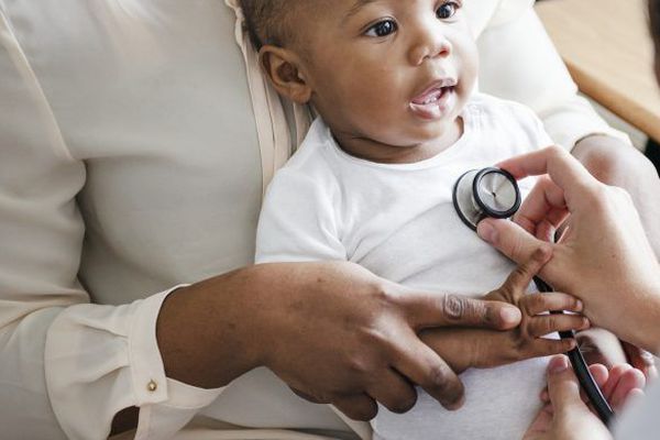 Une épidémie de bronchiolite à l’horizon en Guadeloupe, Guyane et Martinique Une épidémie de bronchiolite à l’horizon en Guadeloupe, Guyane et Martinique