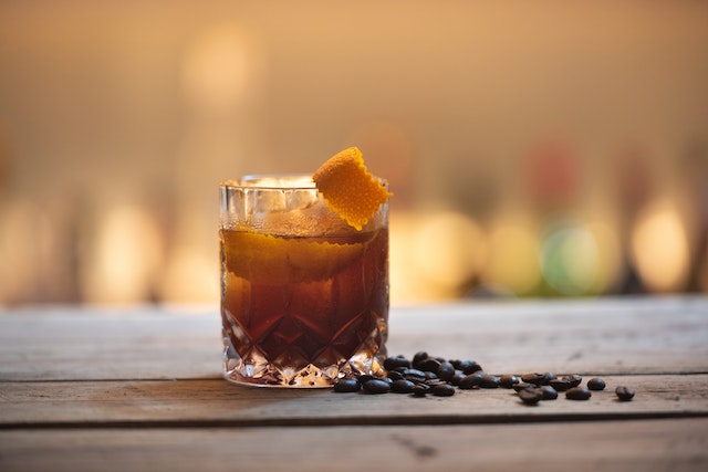 Découvrez la richesse du rhum de Guadeloupe : Un voyage gustatif dans les Antilles Découvrez la richesse du rhum de Guadeloupe : Un voyage gustatif dans les Antilles